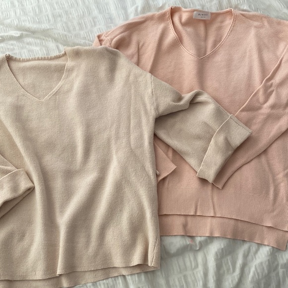Neutral sweater bundle - Picture 1 of 1
